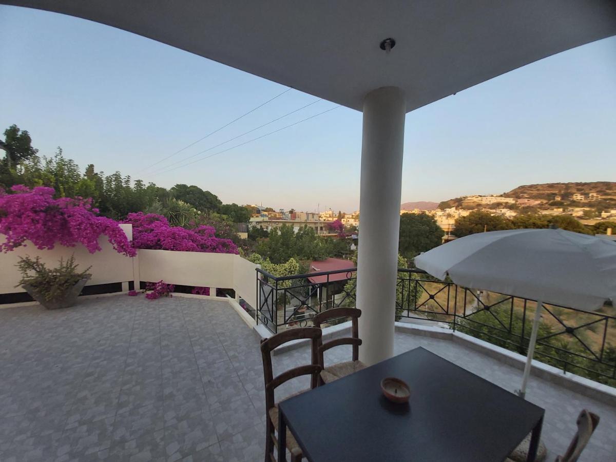 Bodikos Villas & Apartments Pitsidia Exterior photo