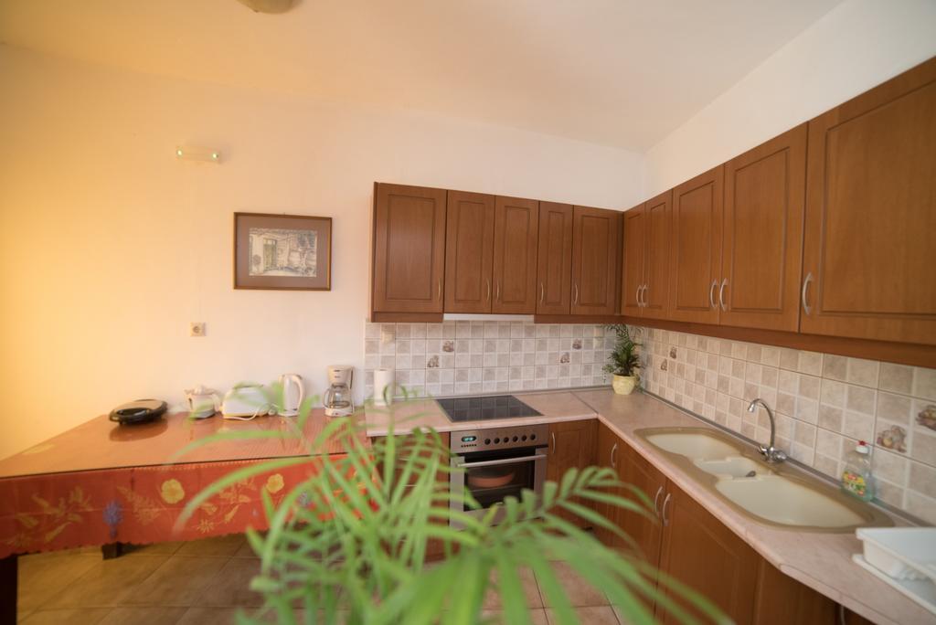 Bodikos Villas & Apartments Pitsidia Exterior photo