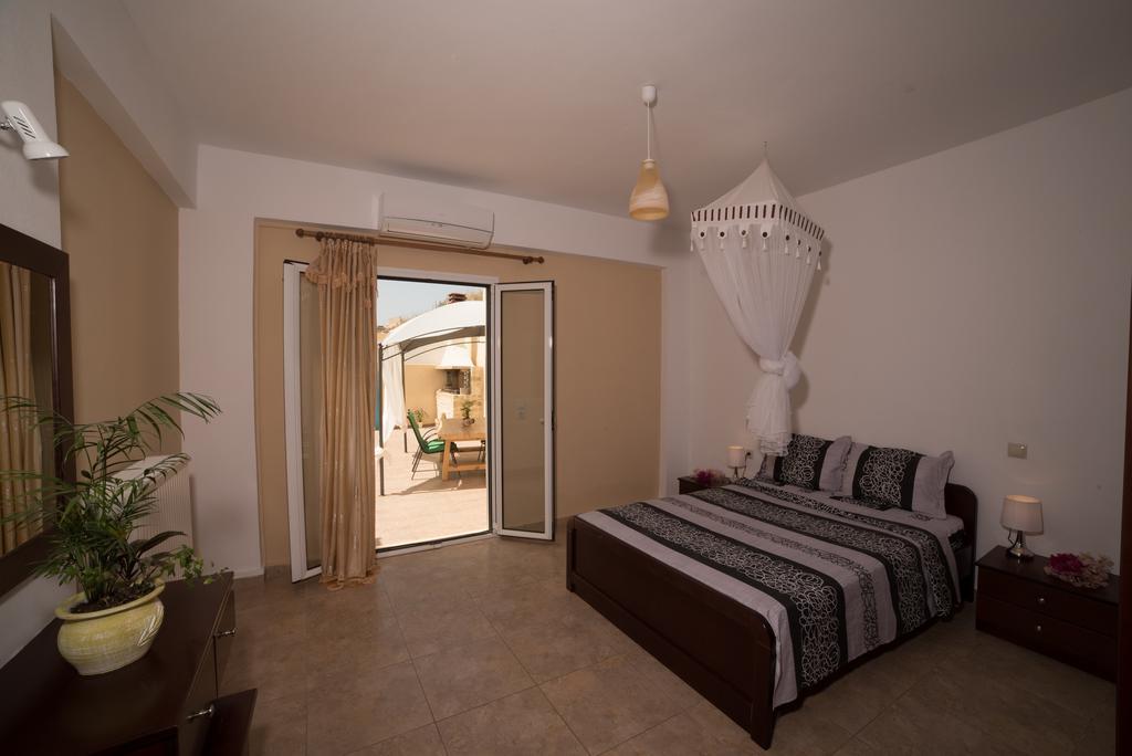 Bodikos Villas & Apartments Pitsidia Exterior photo